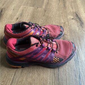 Salomon Womens XR Mission Trail Running Shoes Red 355483 Bungee Lace Up 7.5